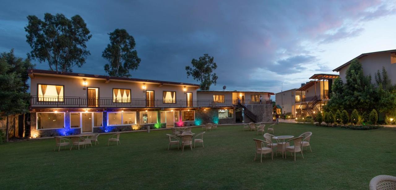 Vow Resorts & Spa, The Corbett Wilderness Rāmnagar Extérieur photo